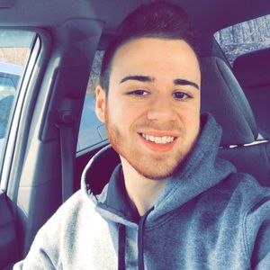 Meet your Posher, Gregory